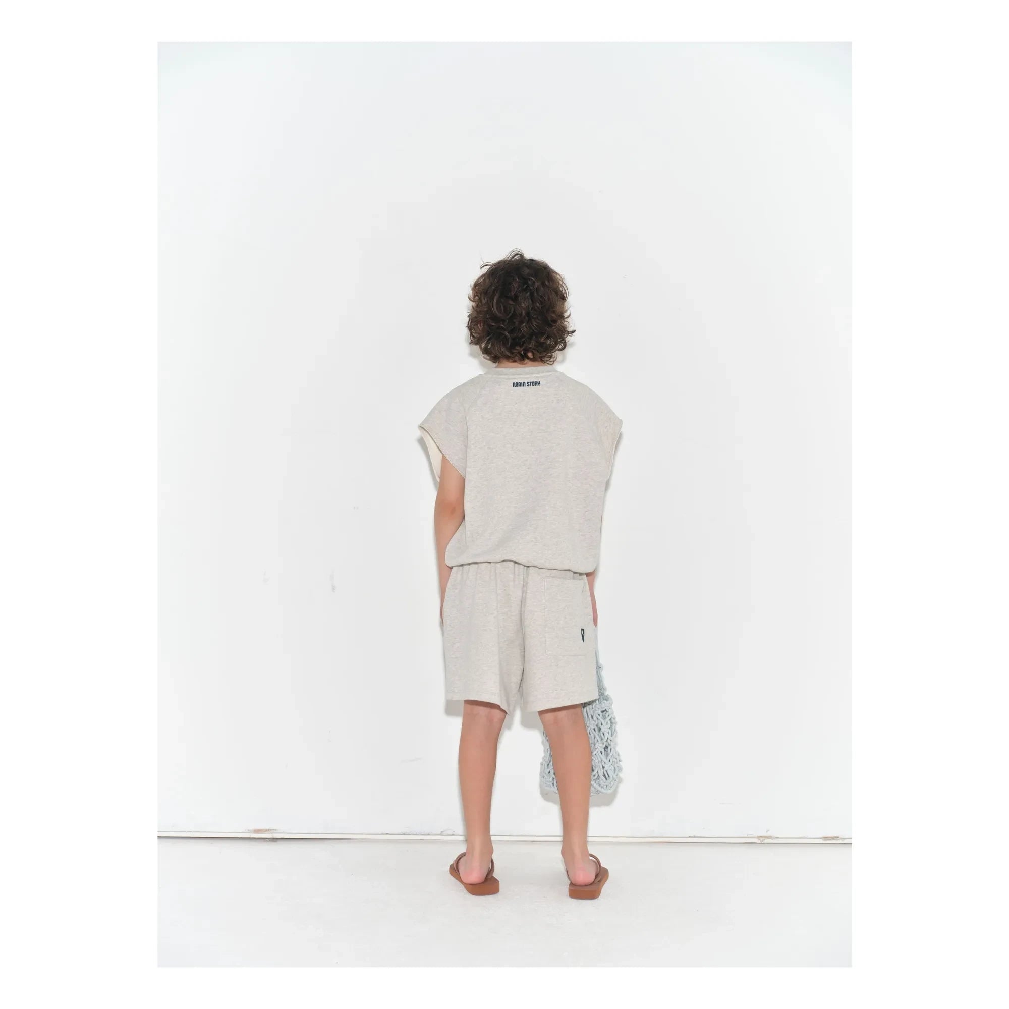 Main Story - Pantalones cortos jogger de corte holgado de algodón orgánico | Gris