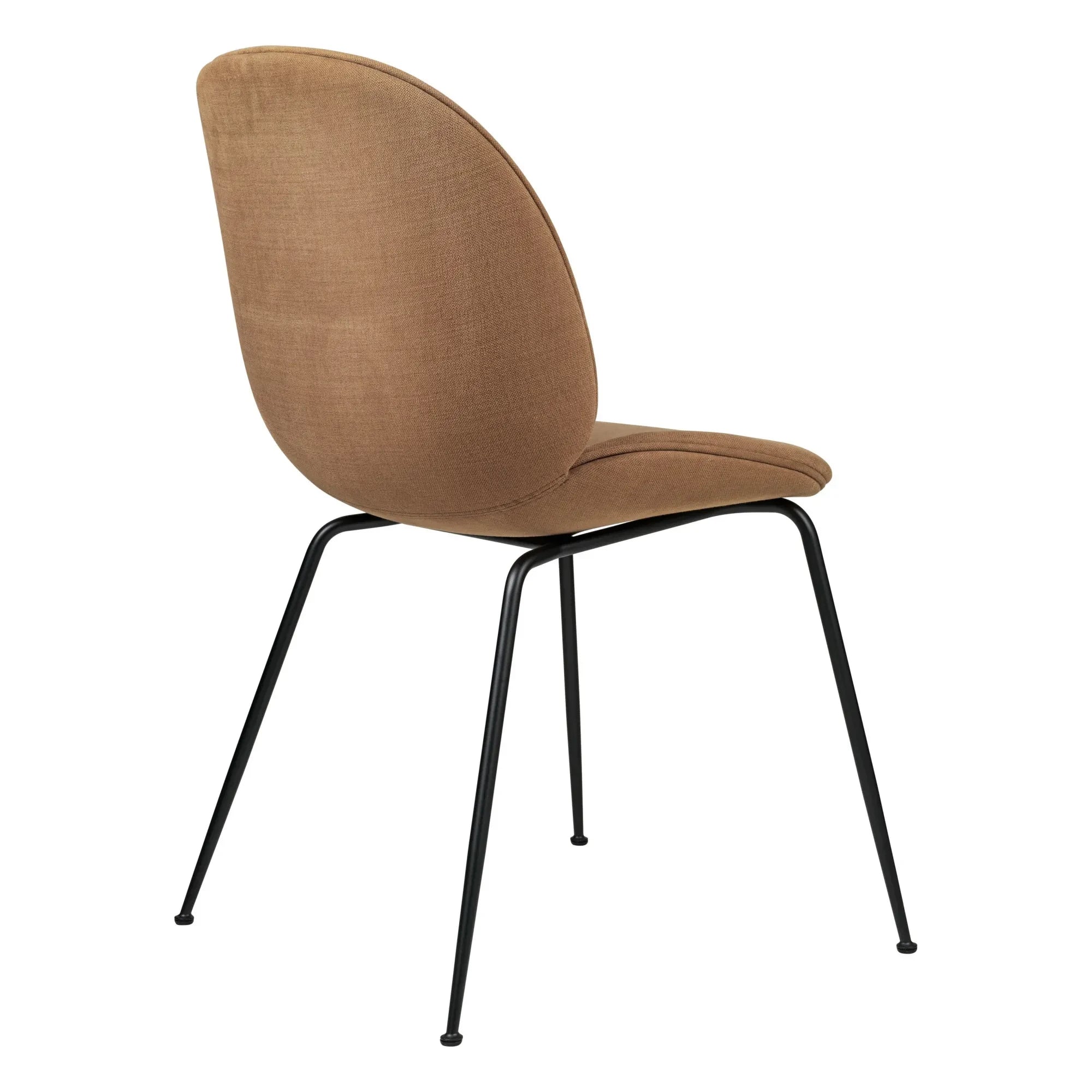 Gubi - GamFratesi Silla Beetle tapizada + Base negra | Camel