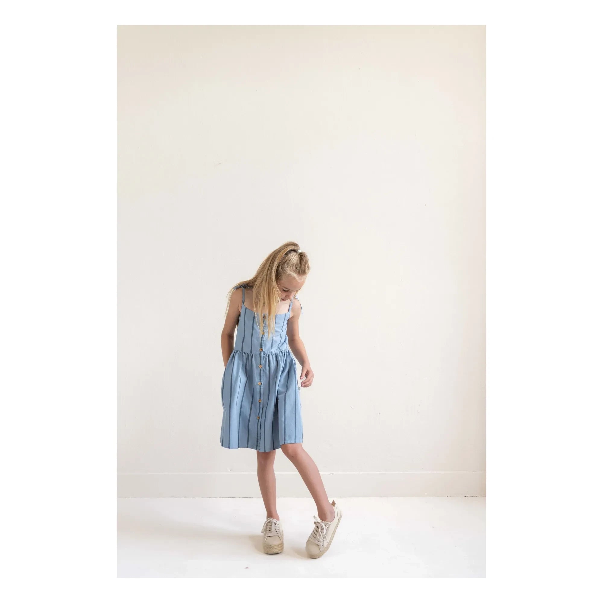 Jenest - Vestido Bonne de algodón orgánico a rayas | Azul claro