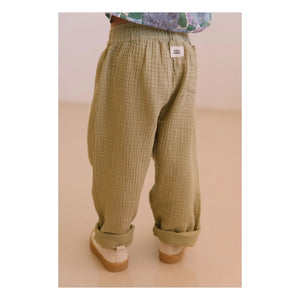 Studio Bohème - Pantalón de gofre de algodón orgánico Cousin Gaze | Caqui claro