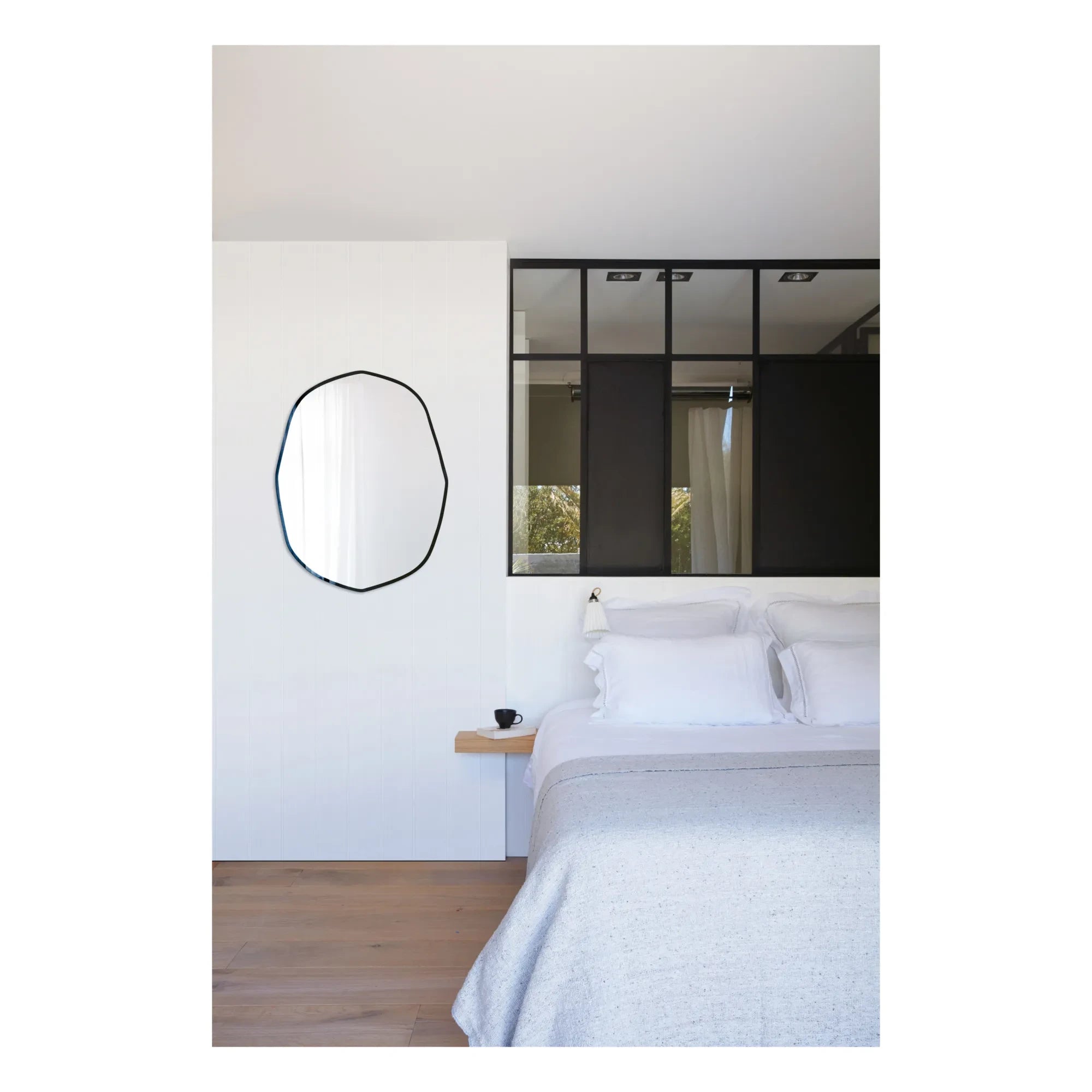 M Nuance - Espejo Contorno Negro Extra Liso Biselado - Asimétrico 66 x 85 cm | Negro