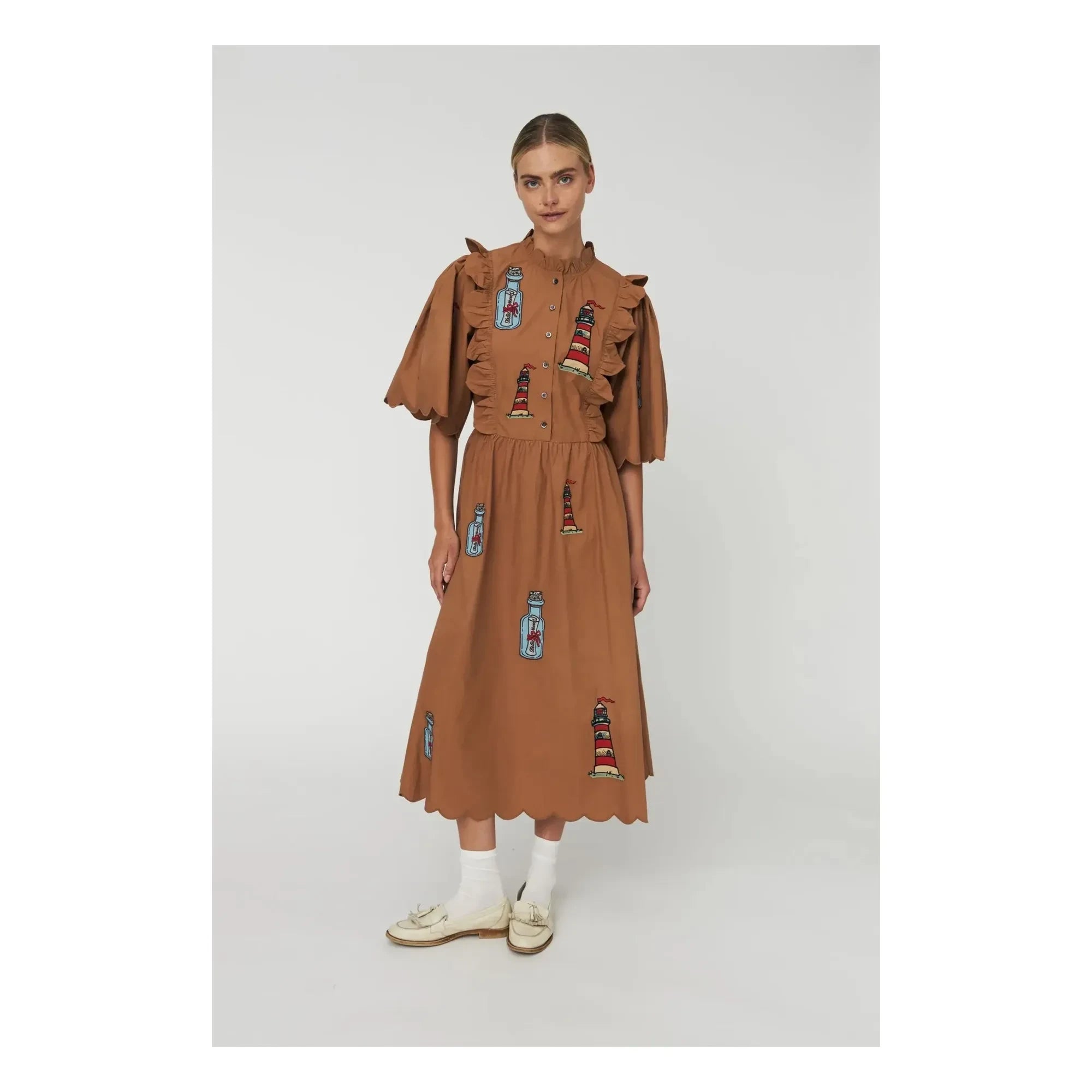 Stella Nova - Vestido bordado de algodón orgánico | Marrón