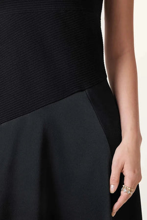 Vestido acampanado AllSaints