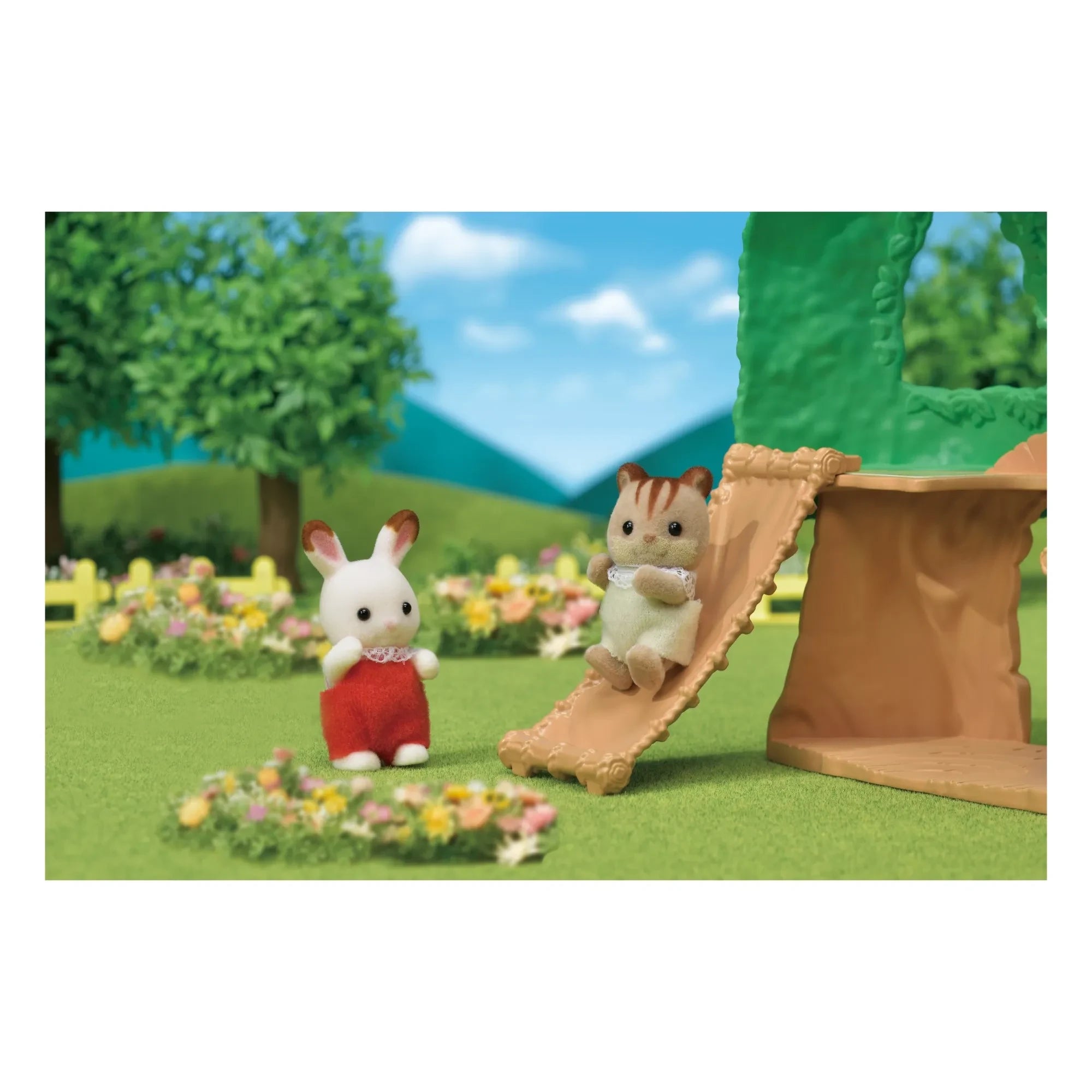 Sylvanian Families - Casita de Bebés y Muñeca Ardilla Bebé