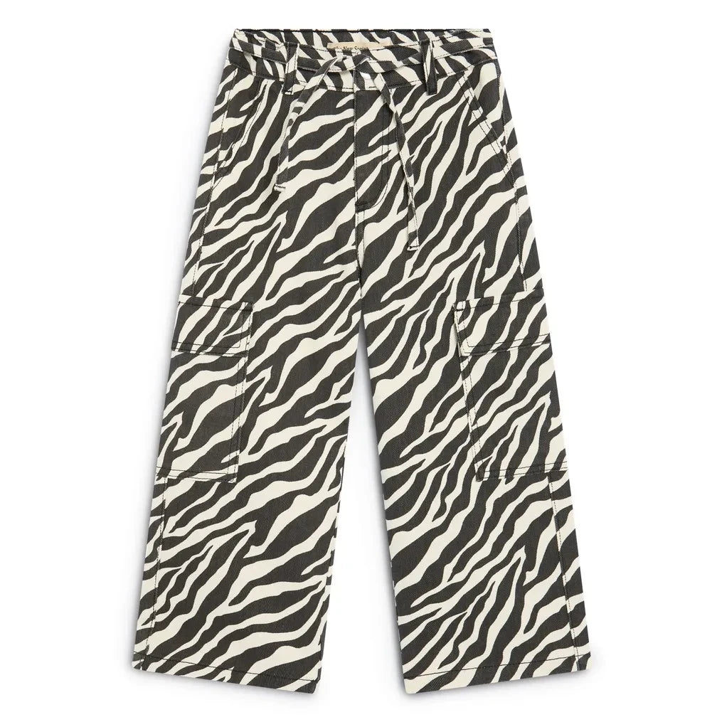 La nueva sociedad - Jean Dakota Zebra | Él