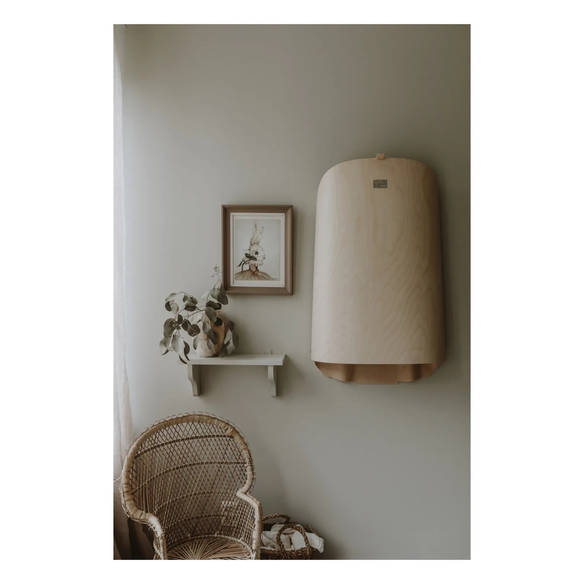 By BO design - Cambiador de pañales de pared - natural