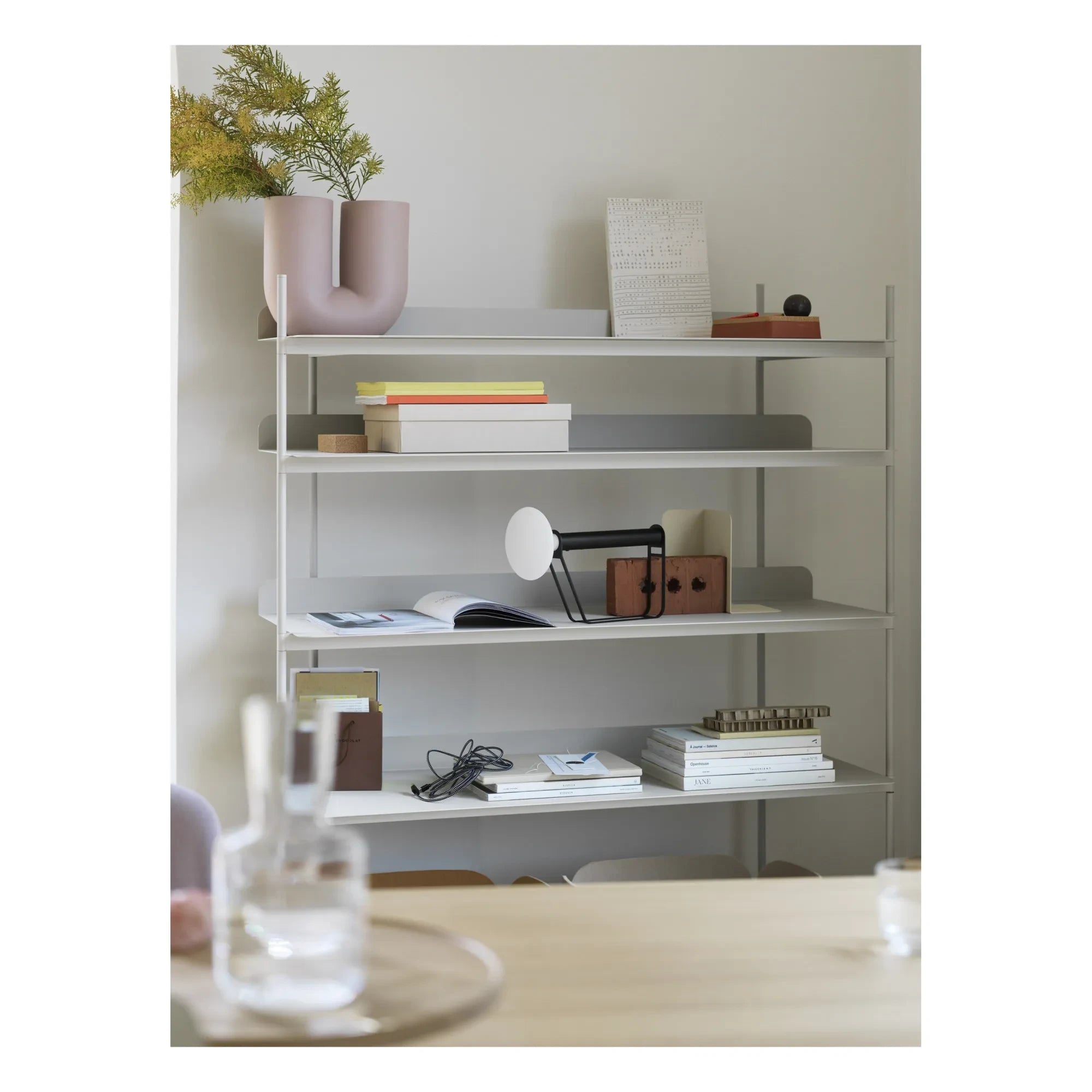 Muuto - Lámpara Portátil Piton | Negro