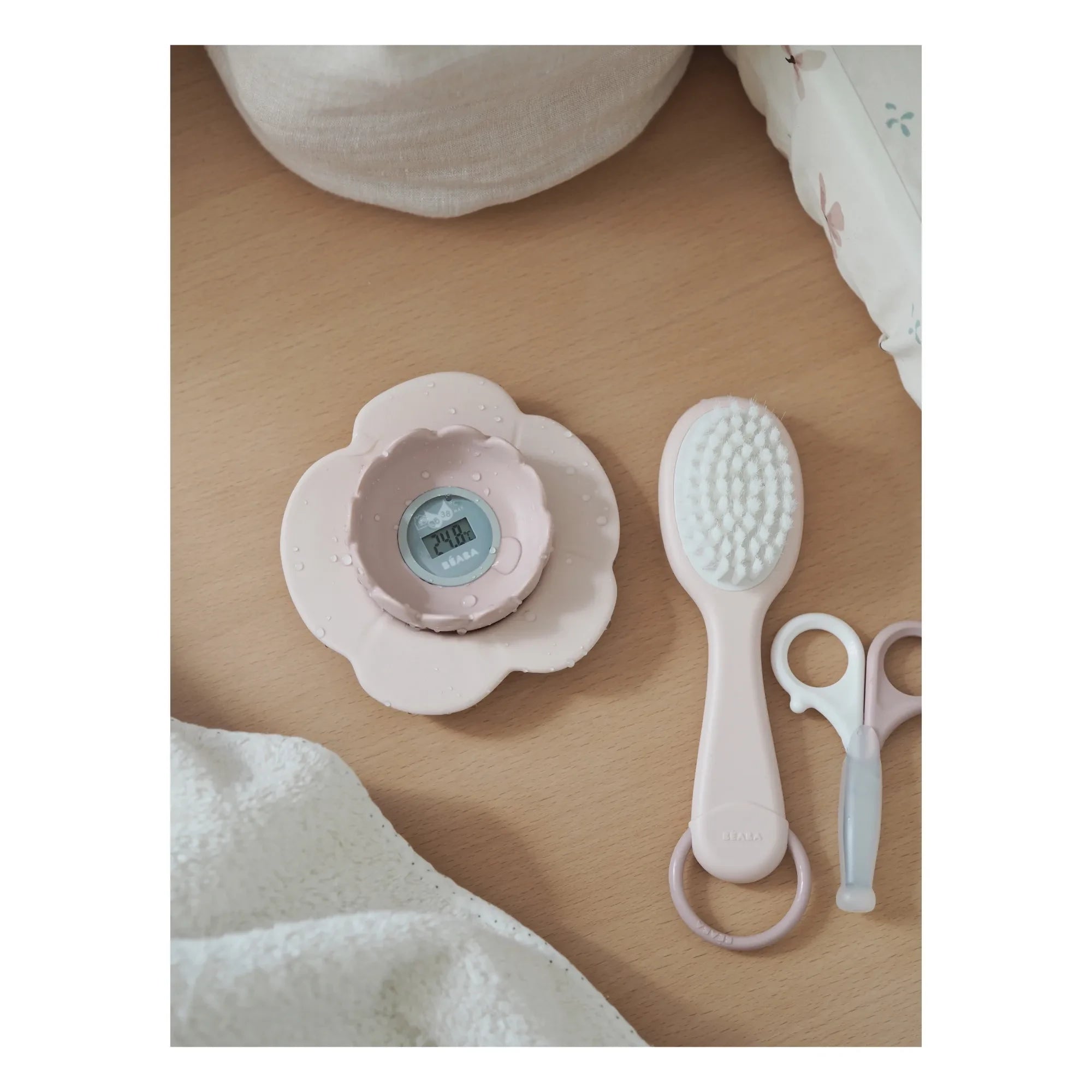 Béaba - Termómetro de bebé Lotus | Rosa