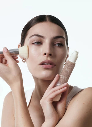 AIME - Suero de Complección - 30 ml | Entre tonos de piel clara y media clara