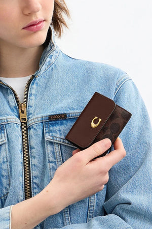 Billetera Coach