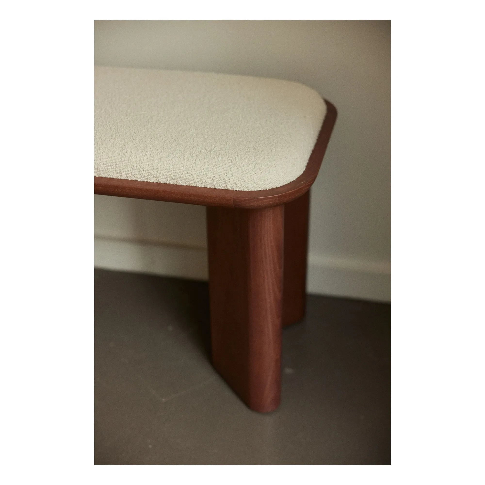 Gabrielle Paris - Banco Lazarus de madera | Nogal