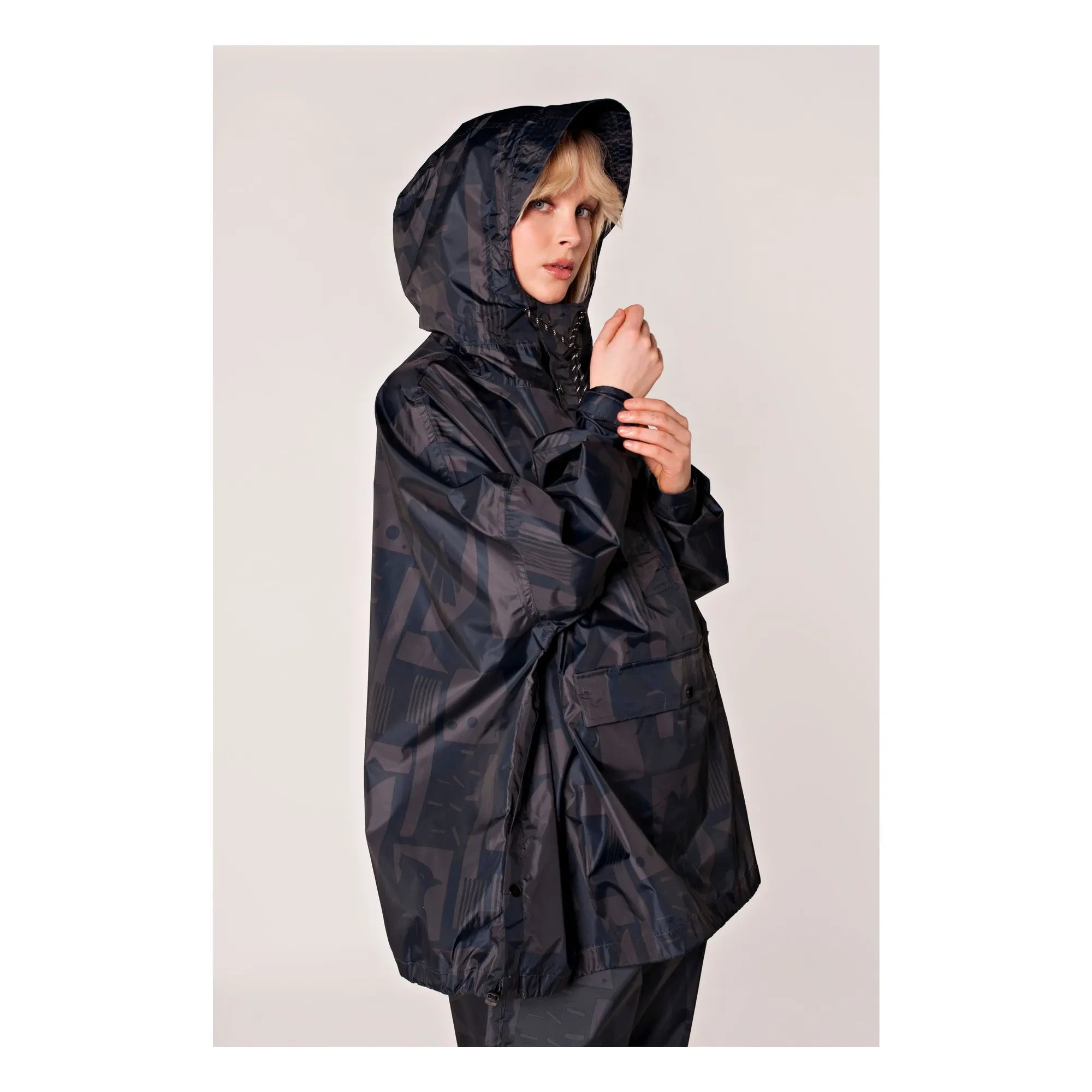 Rainkiss - Cortavientos impermeable Back to Black | Negro