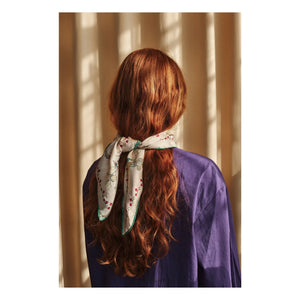 Becksöndergaard - Pañuelo de seda Fairygard Sia | Crema