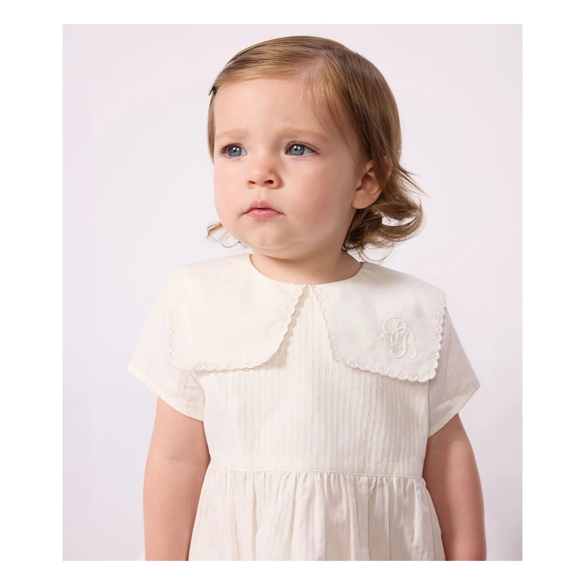 Petit Bateau - Conjunto de vestido con cuello marinero y braguita tipo bloomer en lino y algodón orgánico | Blanco