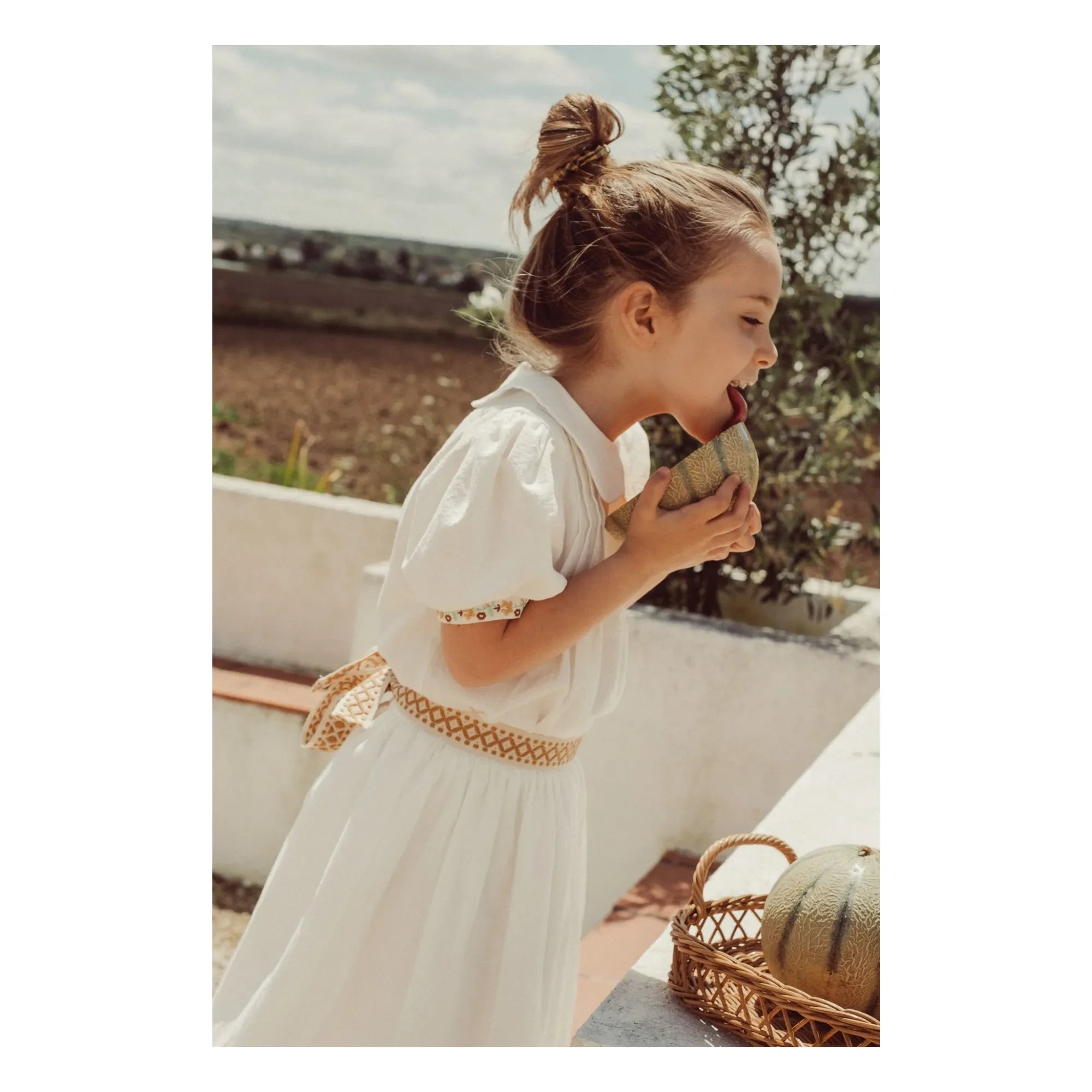 THE LiTTLE POETS - Falda Bordada con Cinturón | Mostaza