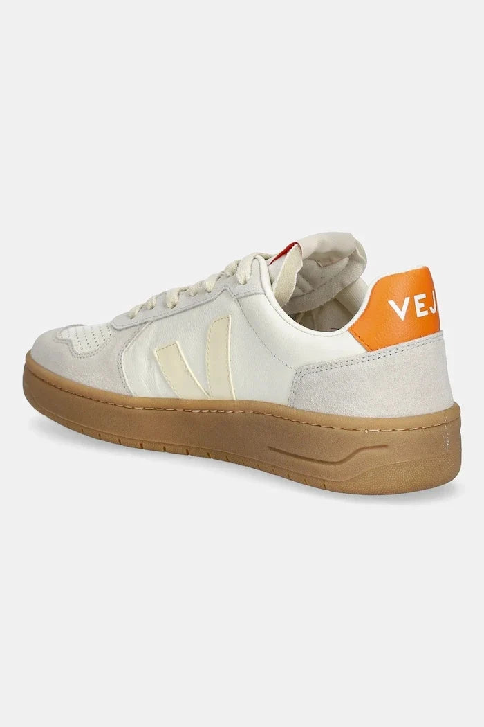 Zapatillas de cuero Veja V-82