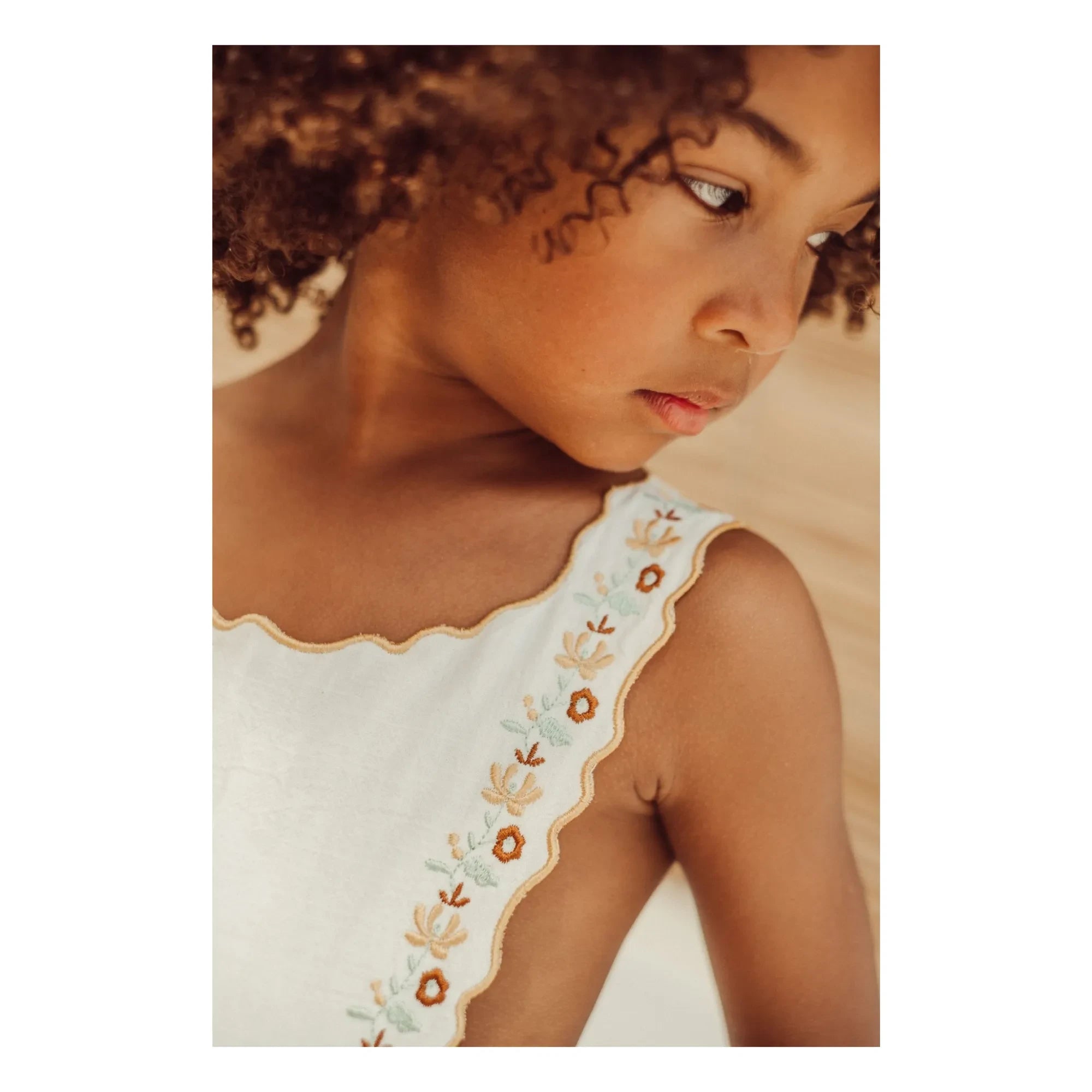 THE LiTTLE POETS - Vestido bordado Teresa | Crudo