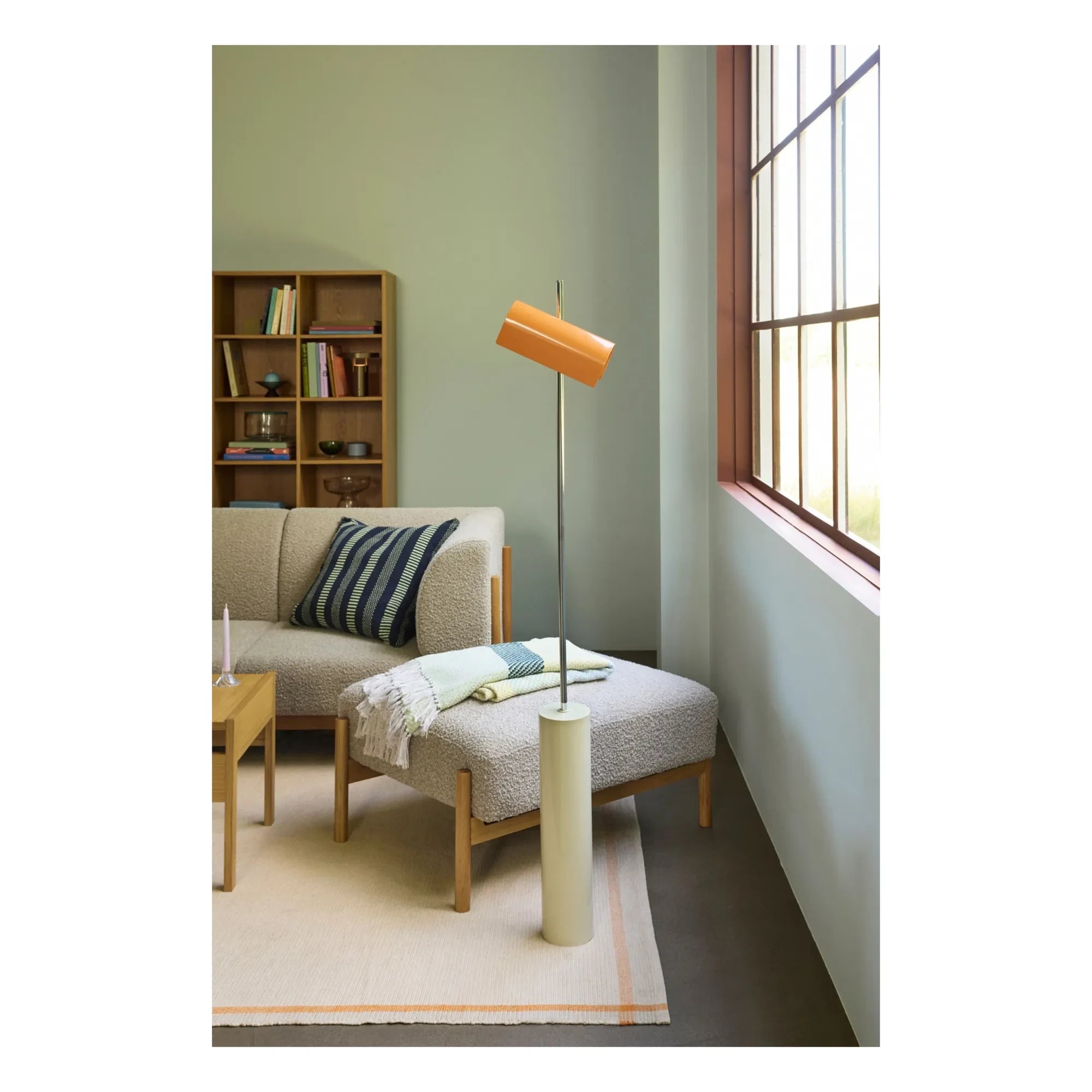 Hübsch - Lámpara de pie reflectora naranja