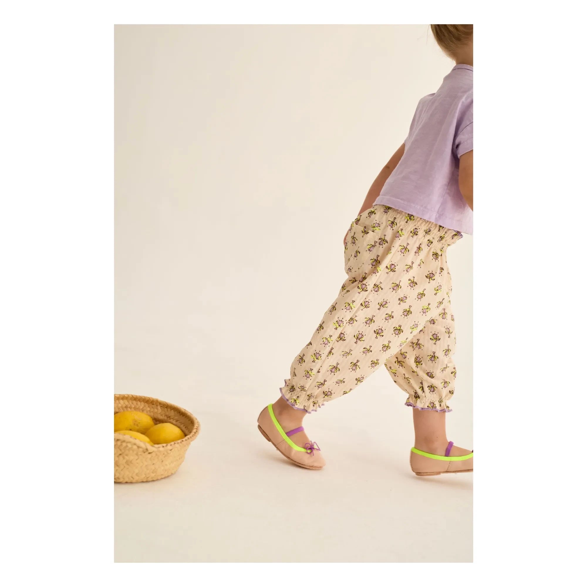 Cozmo - Lina Pantalones de Algodón Orgánico con Estampado Floral | Lavanda
