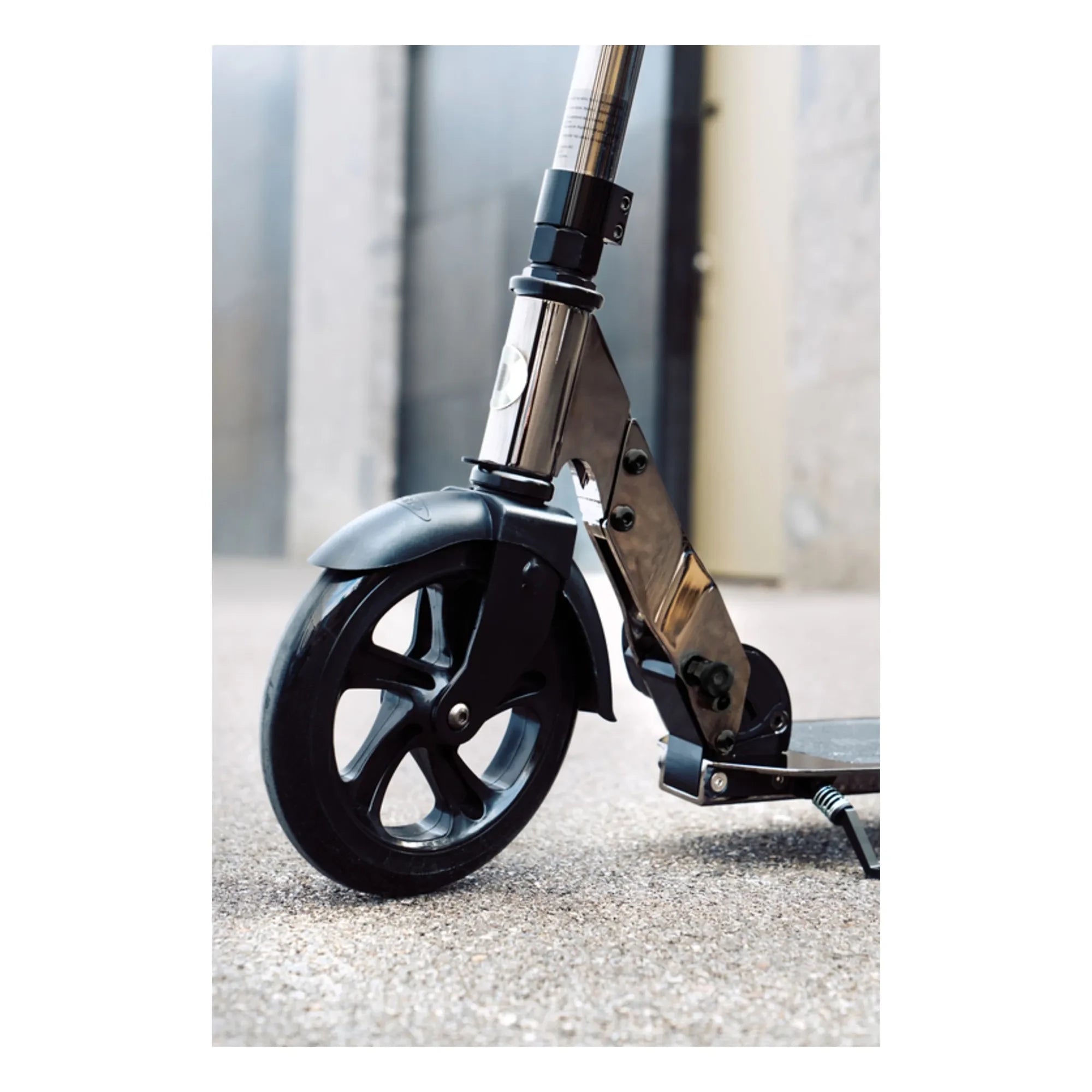 Patinete Micro - Clásico Neochrome | Negro