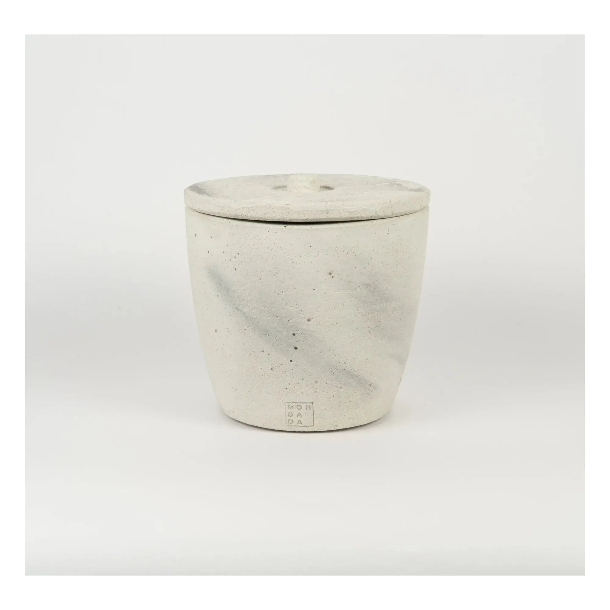 Mon Dada - Urban Garden vela de exterior, con tapa, olor neutro | Gris