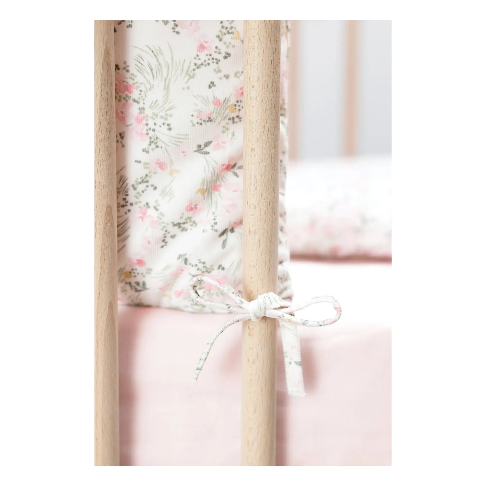 Tartine et Chocolat - Protector de cuna Jardin Hivernal | Rosa