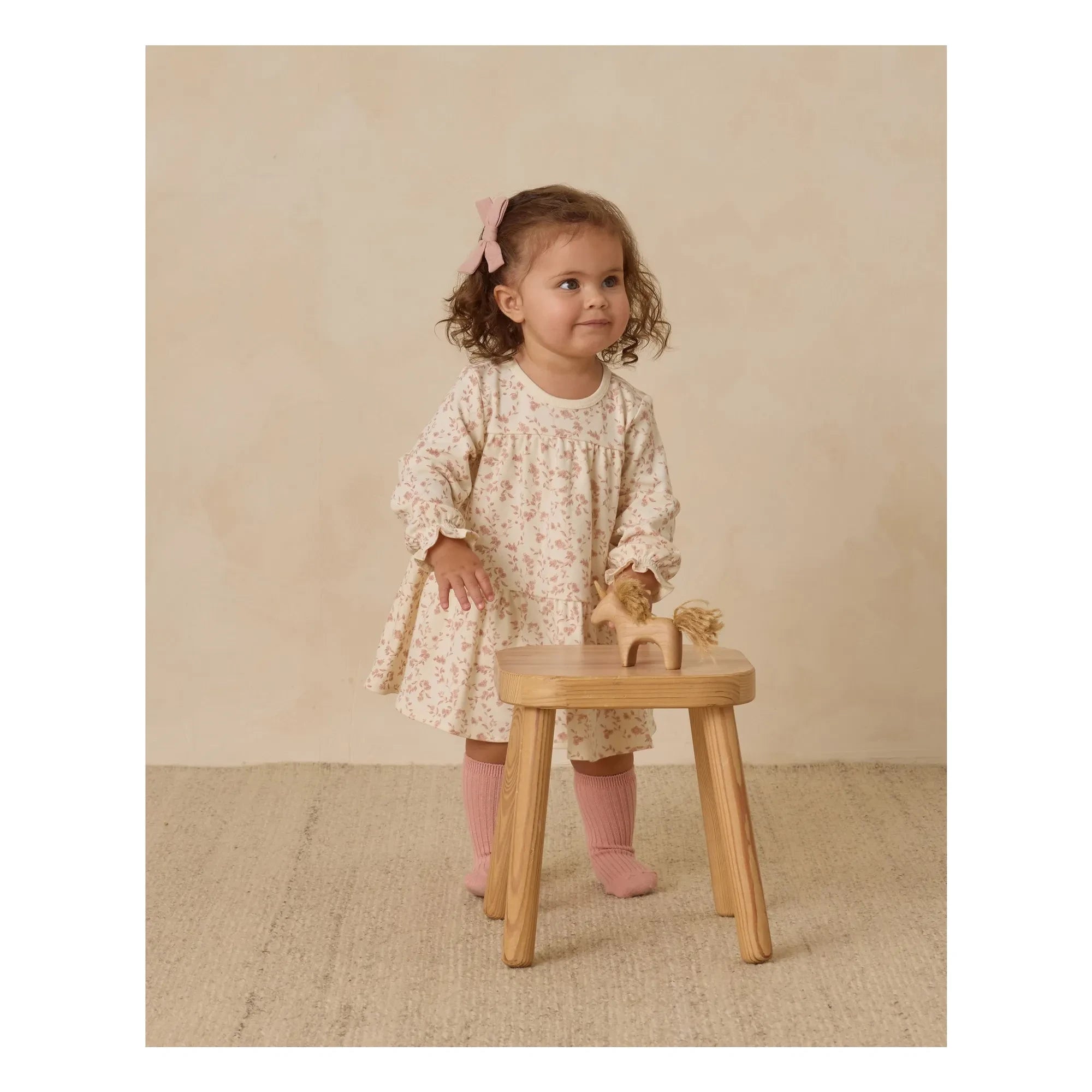 Quincy Mae - Vestido orgánico de algodón con flores | Marfil