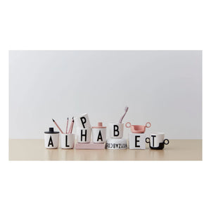 Design Letters - Taza Ecozen - U