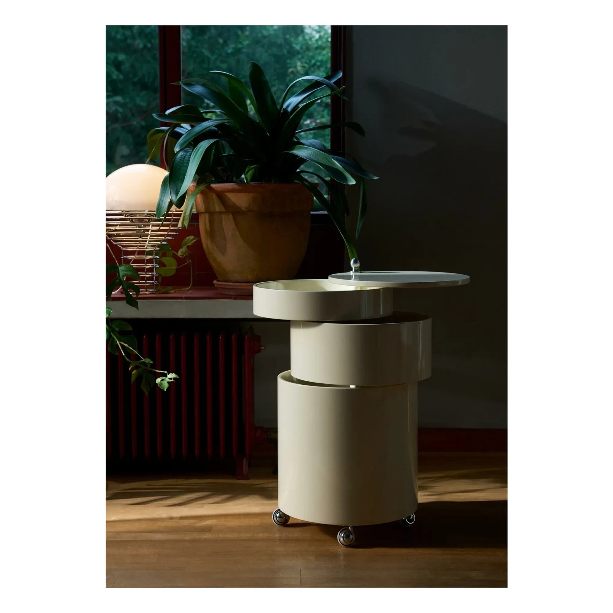Verpan - Unidad de almacenaje móvil Barboy - Serie Brillo | Crema