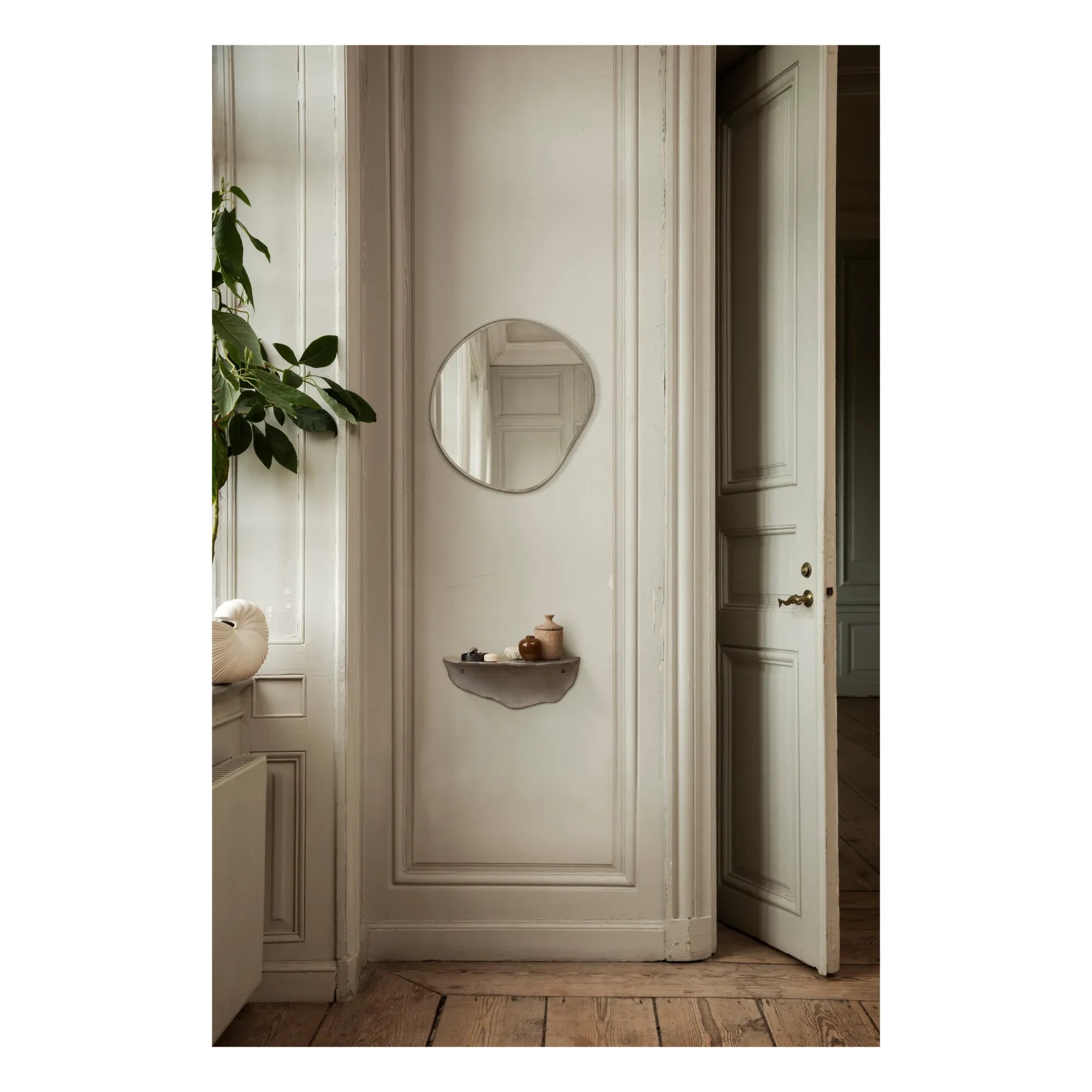Ferm Living - Espejo Pond | Cromo