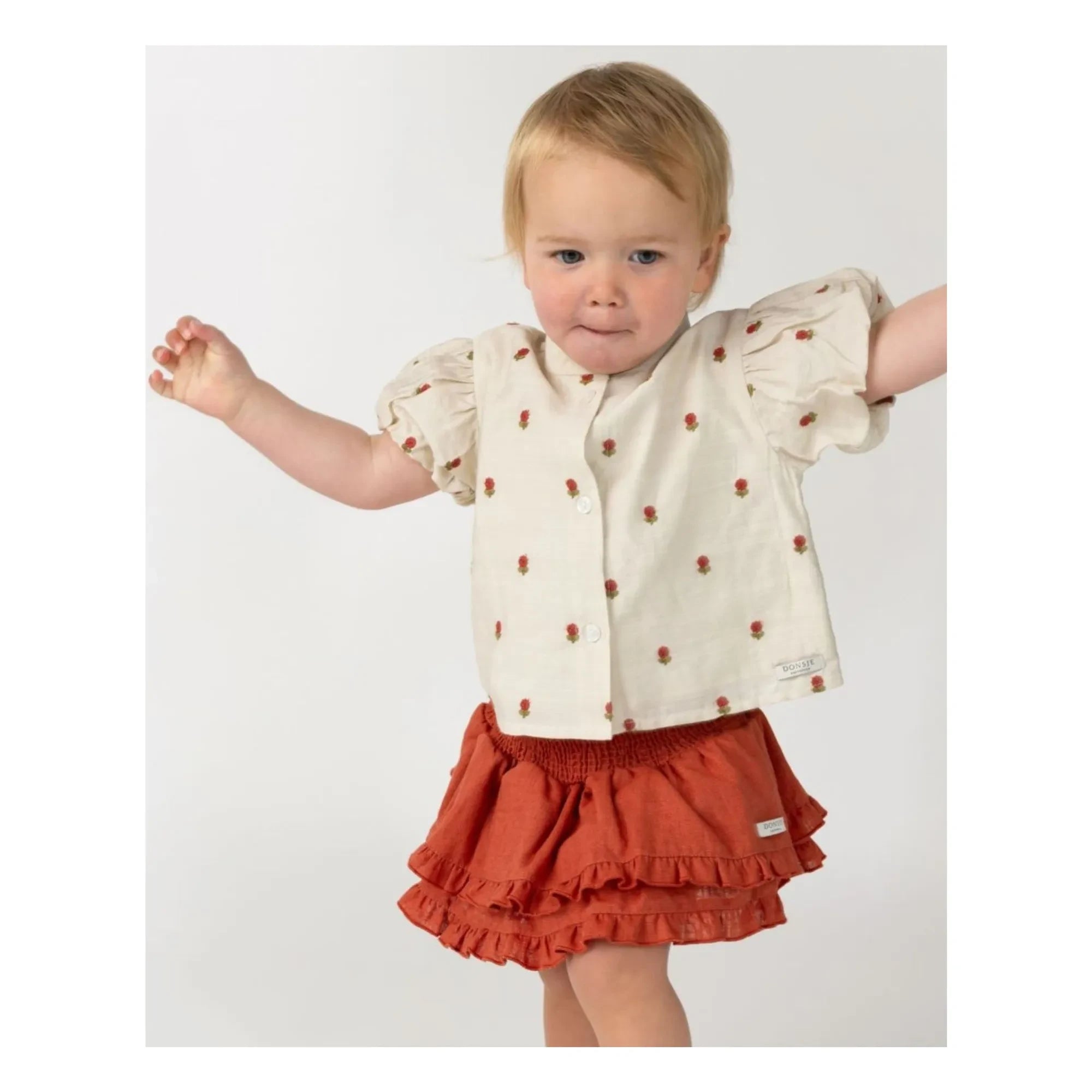 Donsje - Blusa de Tencel con Flores Eliora | Crudo