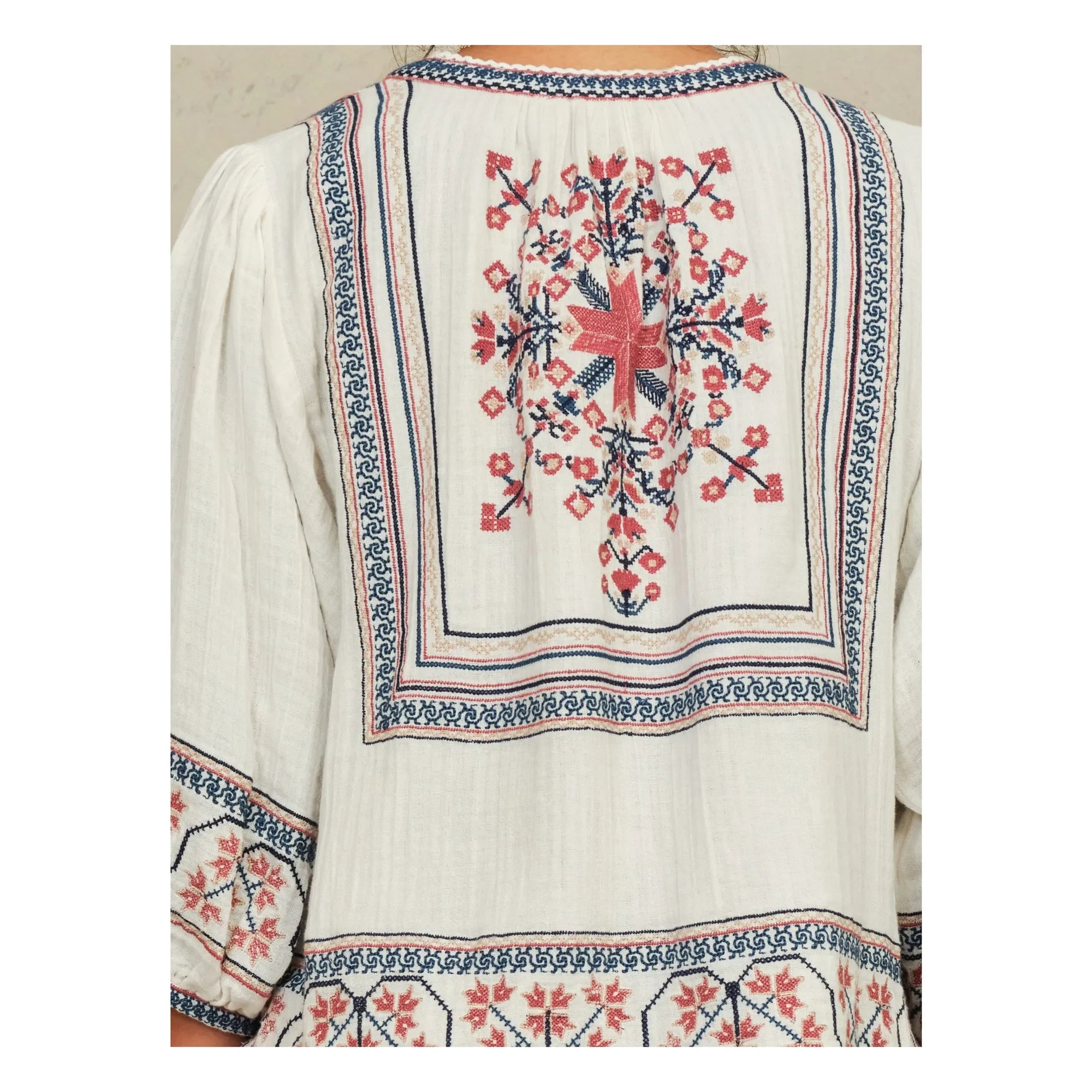 M.A.B.E. - Chaqueta bordada Calista Pamuk | Crudo