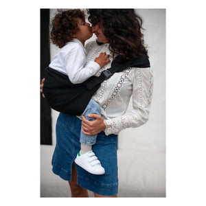 Mama Hangs - Mochila portabebés Carry &amp; Walk | Negro
