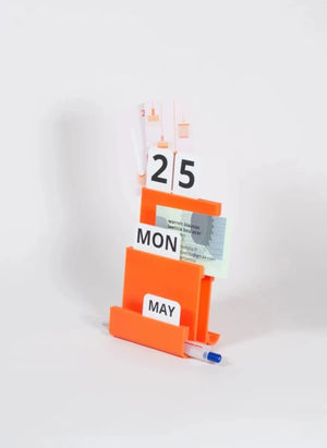 Warren & Laëtitia - Calendario Perpetuo de Joe | Naranja