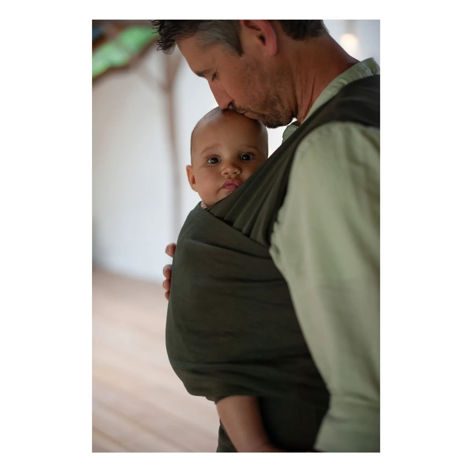 Mama Hangs - Mochila Portabebés Carry&Pack | Verde oliva