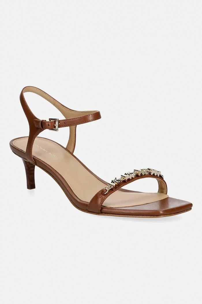 MICHAEL Michael Kors Dina Kitten Sandalia de cuero