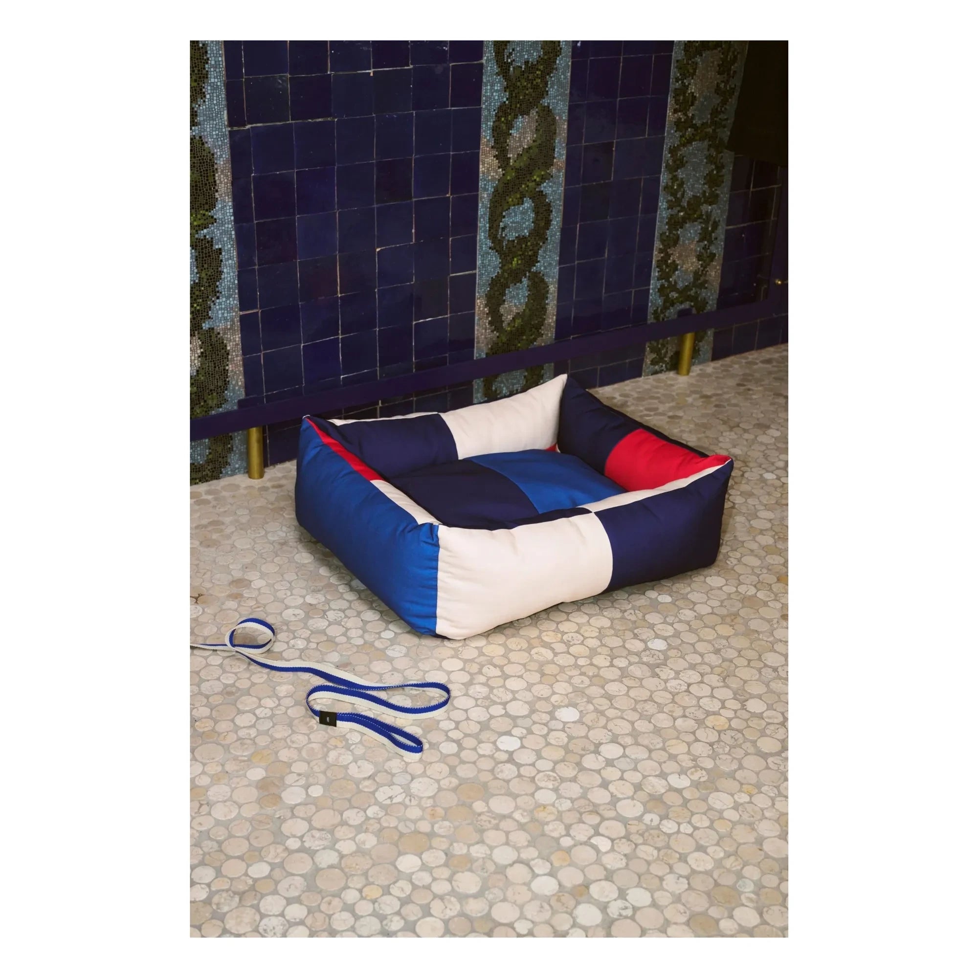 Hay - Cama para perros | Azul Oscuro
