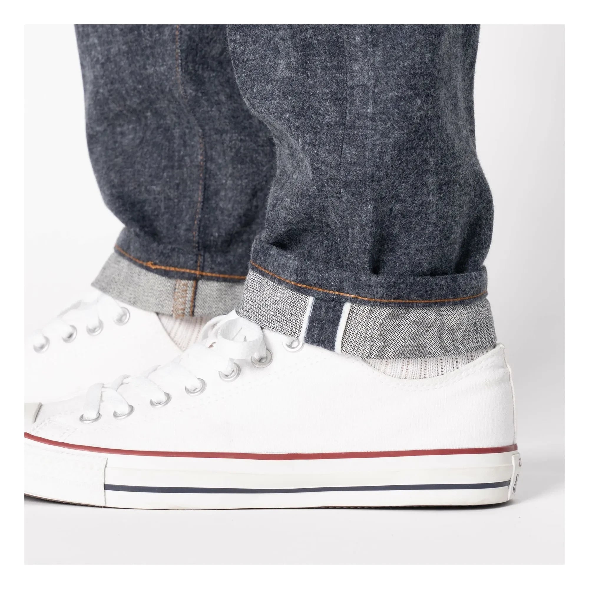 Naked & Famous - Super Guy Max Brush Selvedge Jean | Índigo