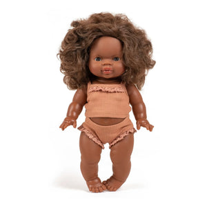 Muñeca en conjunto de punto acanalado Charlie de Minikane