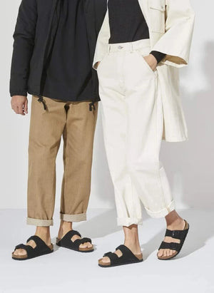 BIRKENSTOCK - Arizona SFB Sandalias de Ante | Negro