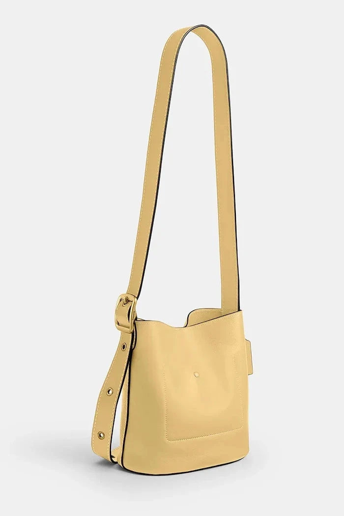 Bolso bandolera de piel Coach para mujer Bleecker Bucket Bag 21