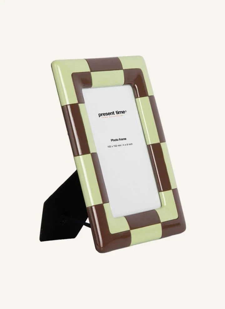 Present Time - Marco Foto Cuadro | Chocolate