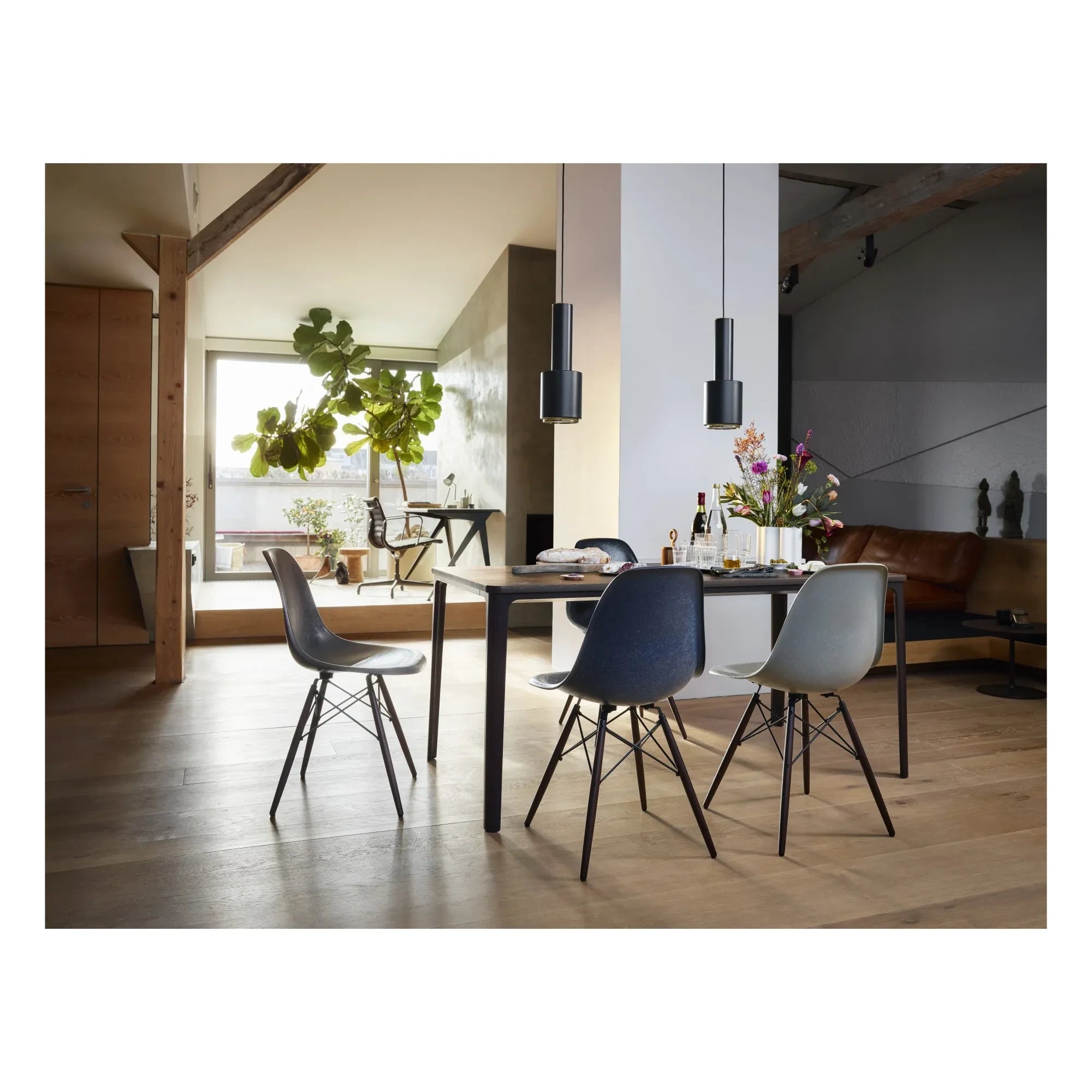 Vitra - Silla DSW de fibra de vidrio - Charles & Ray Eames, 1950 | Eames Piel de Elefante Gris