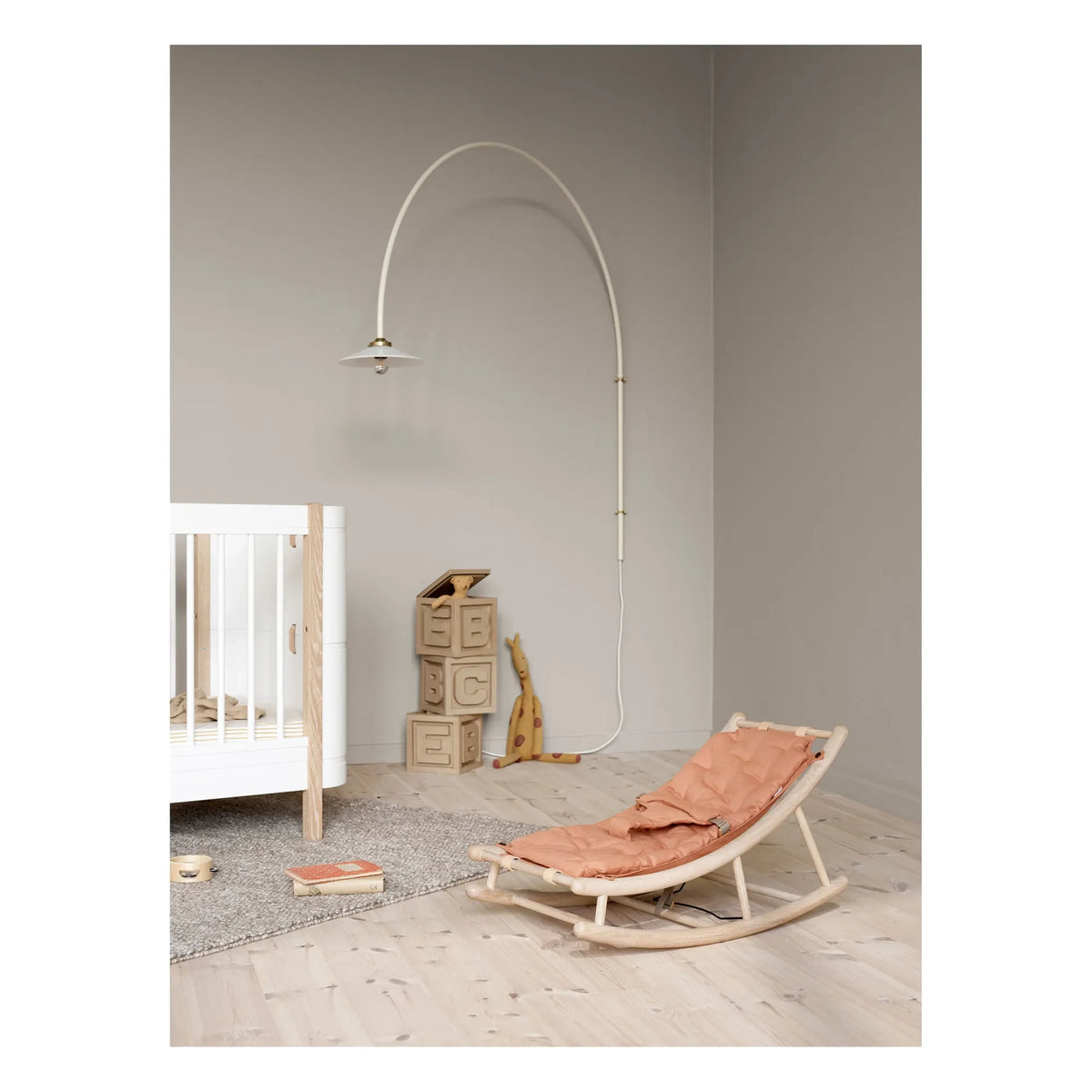 Oliver Furniture - Sillón Mecedor de Roble para Bebés y Niños | Caramelo