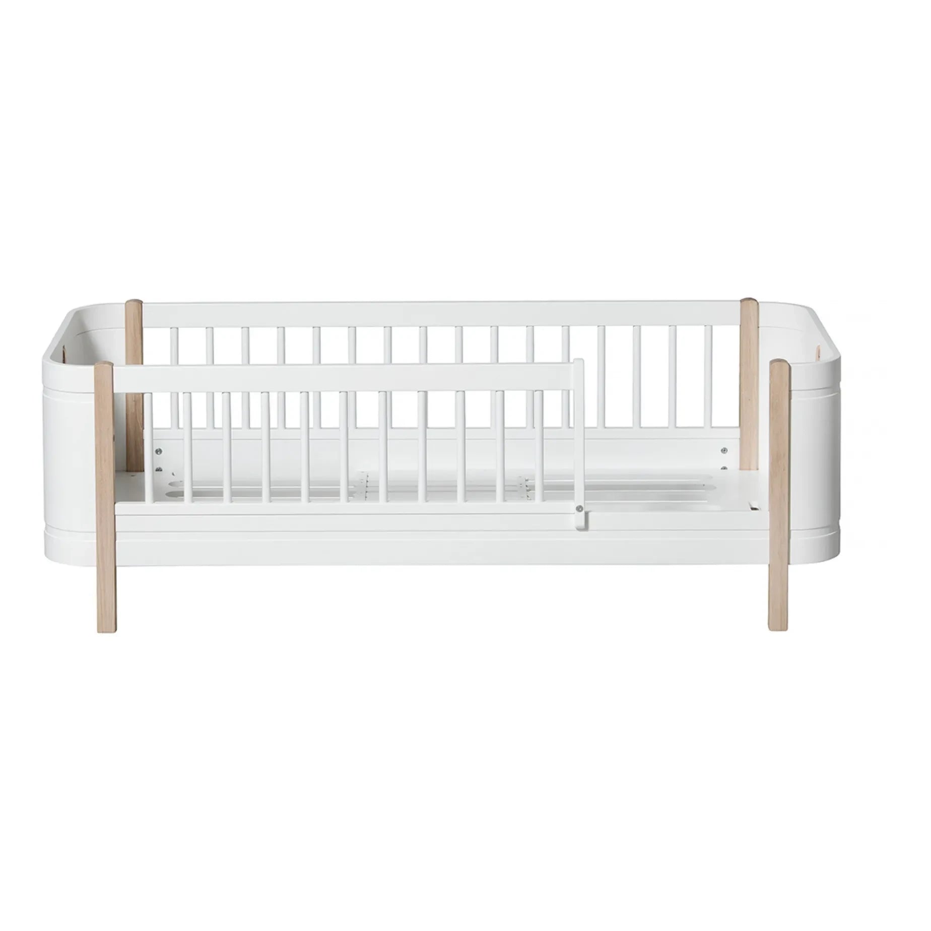 Oliver Furniture - Wood Mini+ Karyoladan Genç Yatağa Dönüşüm Kiti | Meşe