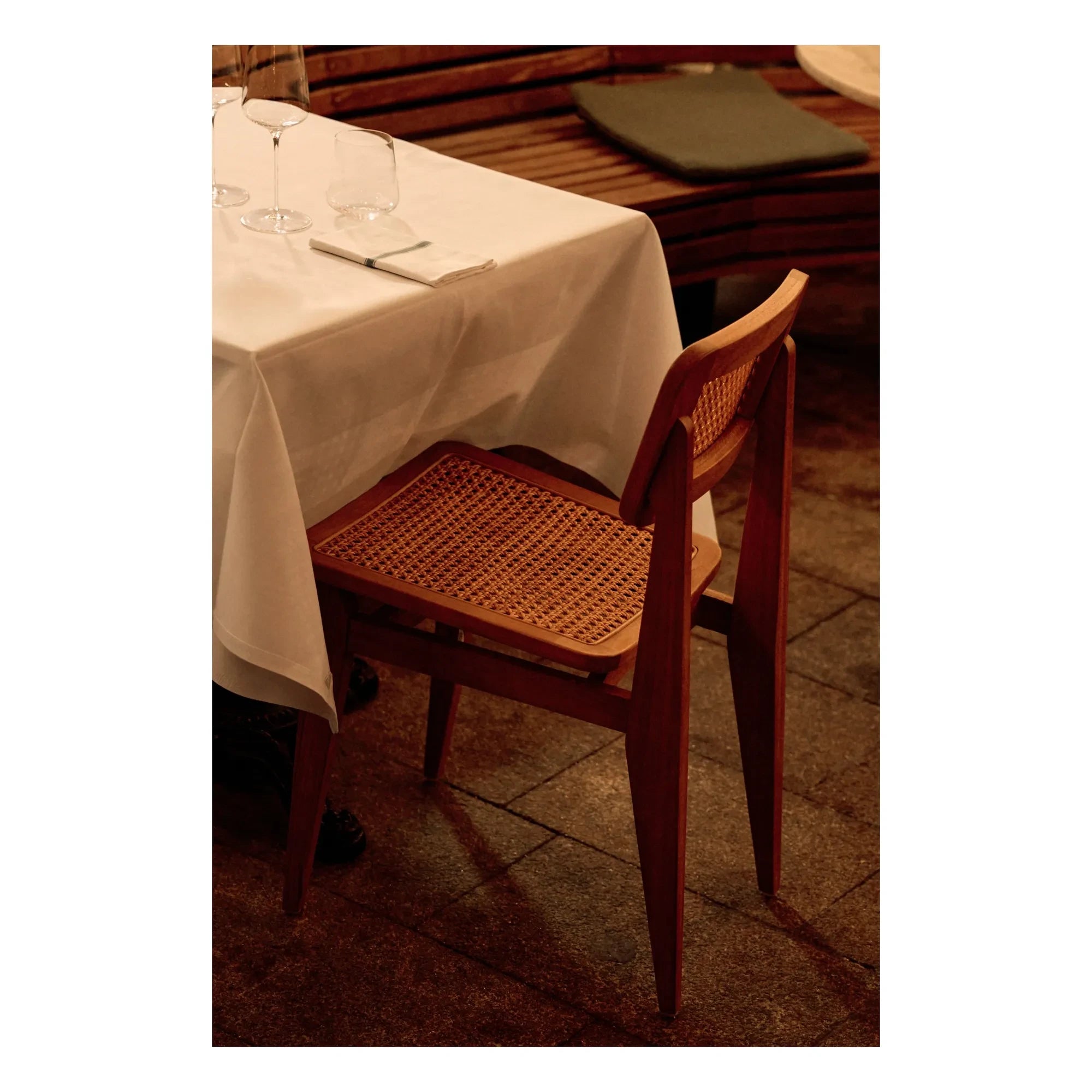 Gubi - C-Chair para exterior, Marcel Gascoin
