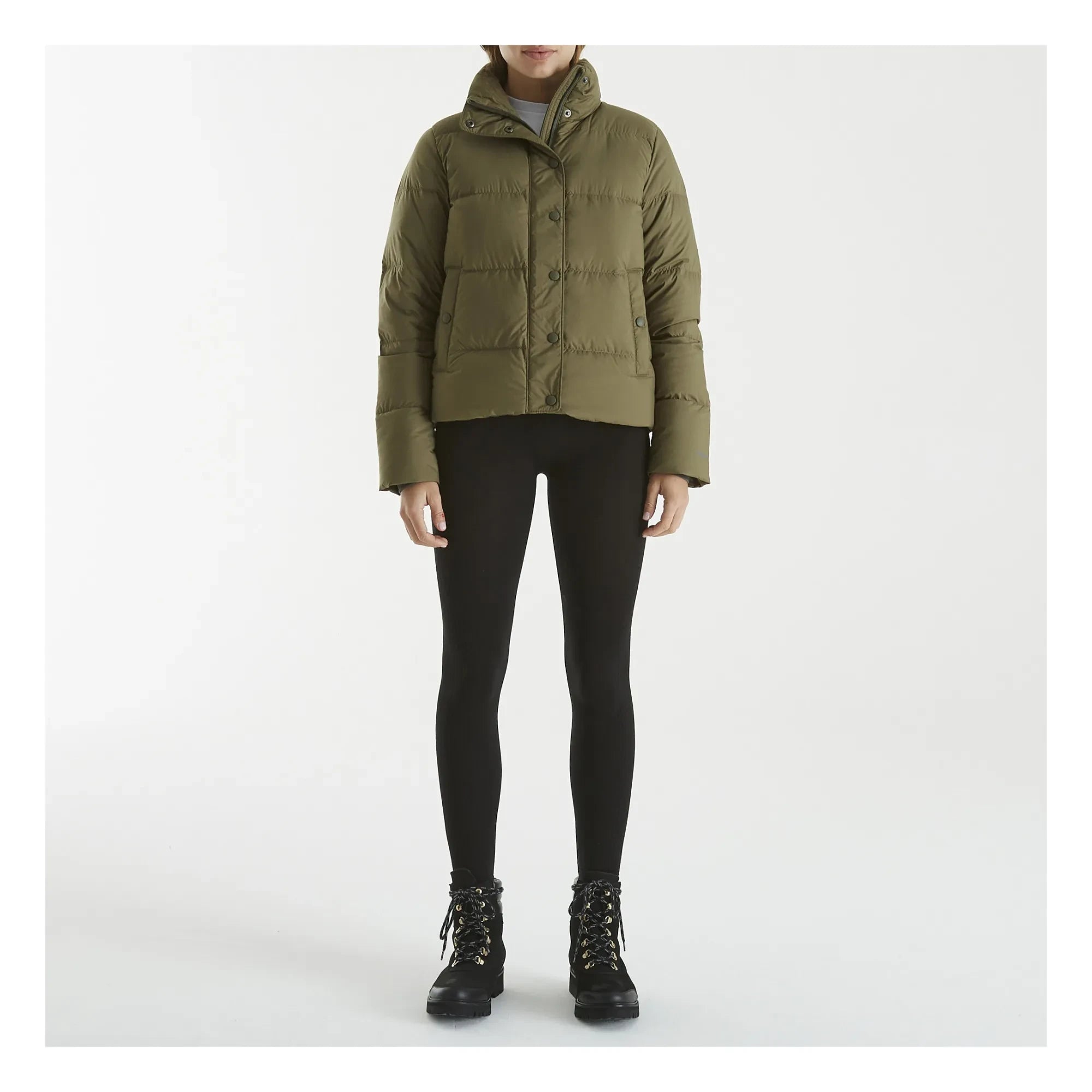 Patagonia - Abrigo Acolchado Silent Down - Colección Mujer | Caqui