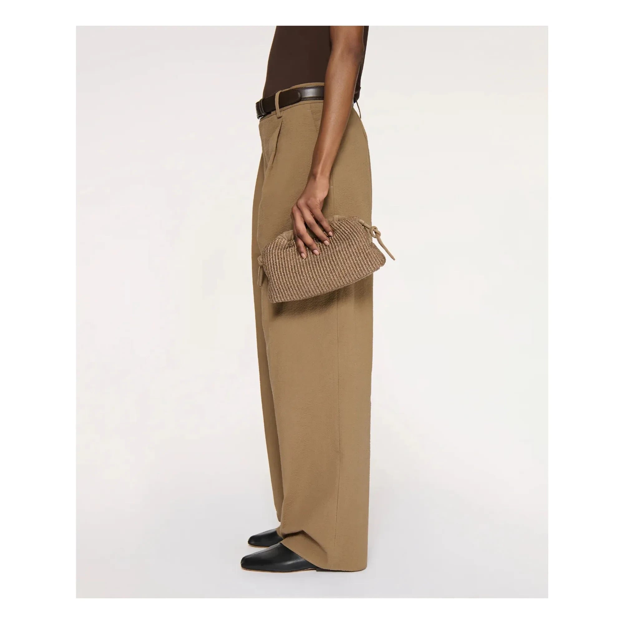 Mansur Gavriel - Bolso de mano Cloud Clutch | Color topo