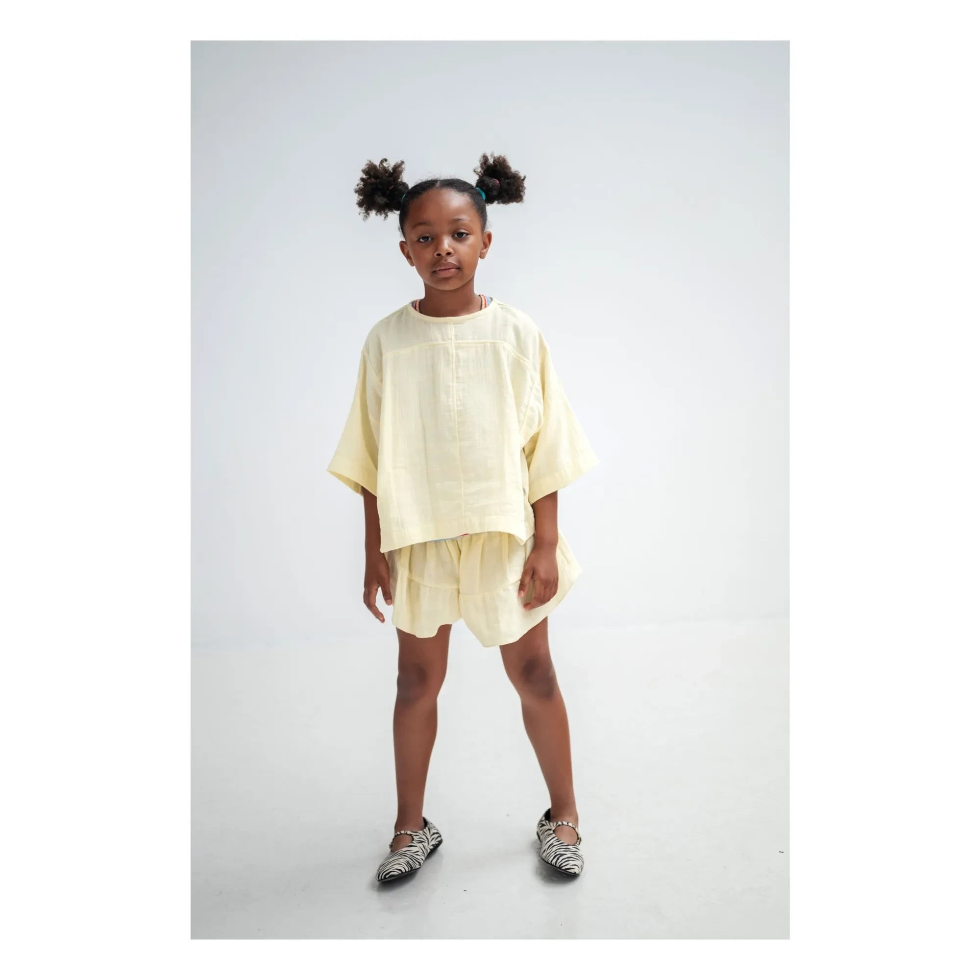 Repose AMS - Blusa con botones en la espalda de algodón orgánico | Amarillo pálido