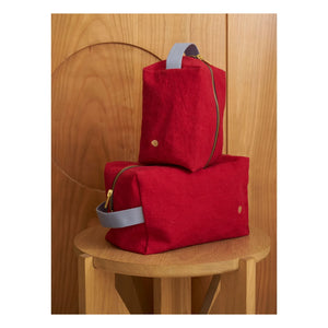 La guinda del pastel - Bolsa de maquillaje Cube | Rojo cereza